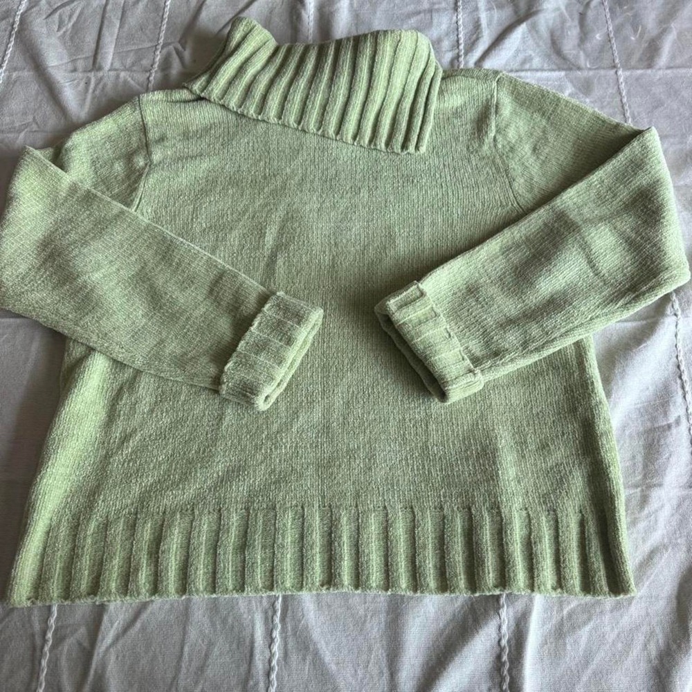 White Stag light green acrylic & metallic knit sweater in a M
